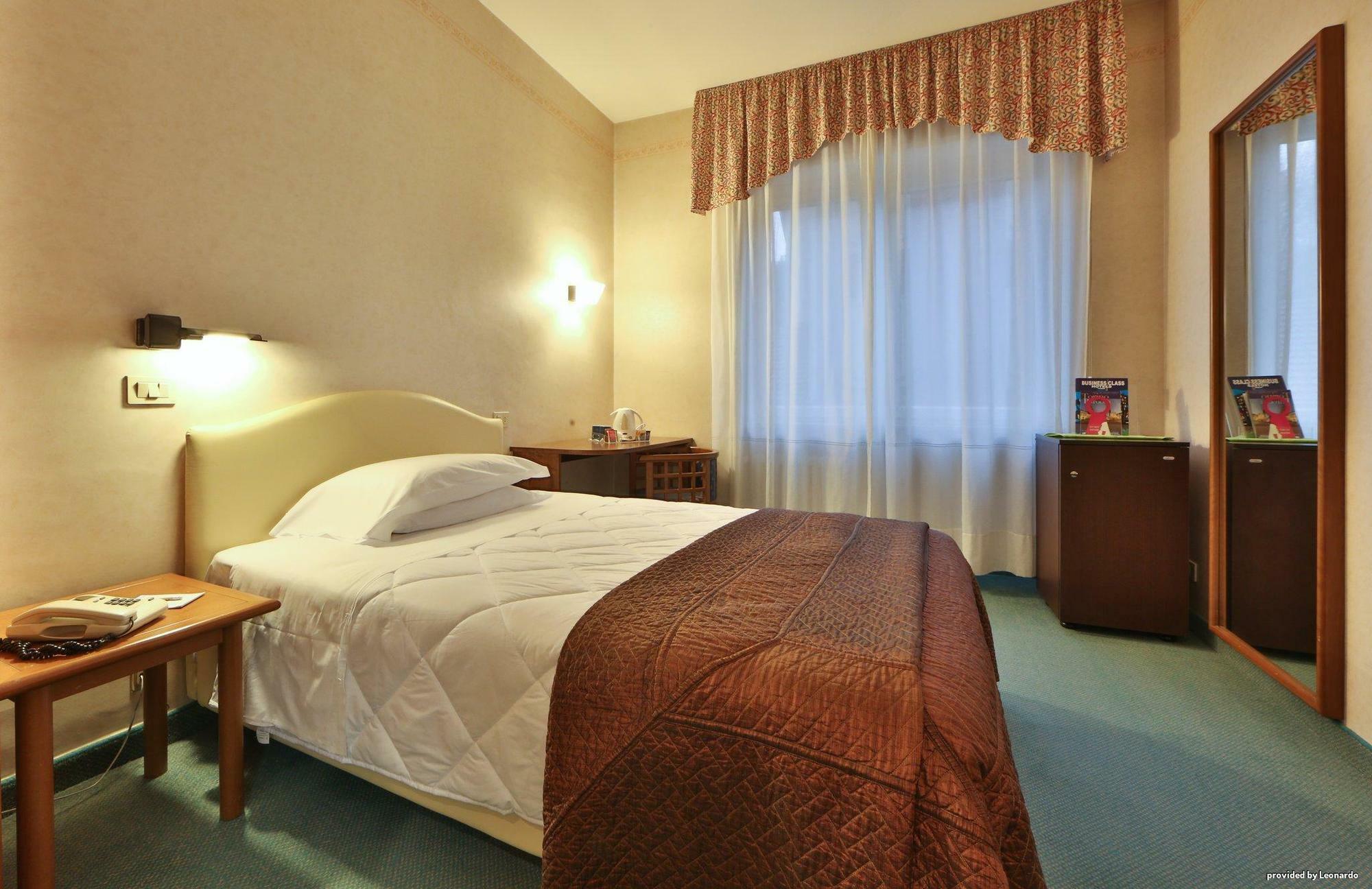 Best Western Hotel Crimea Turin Exteriör bild